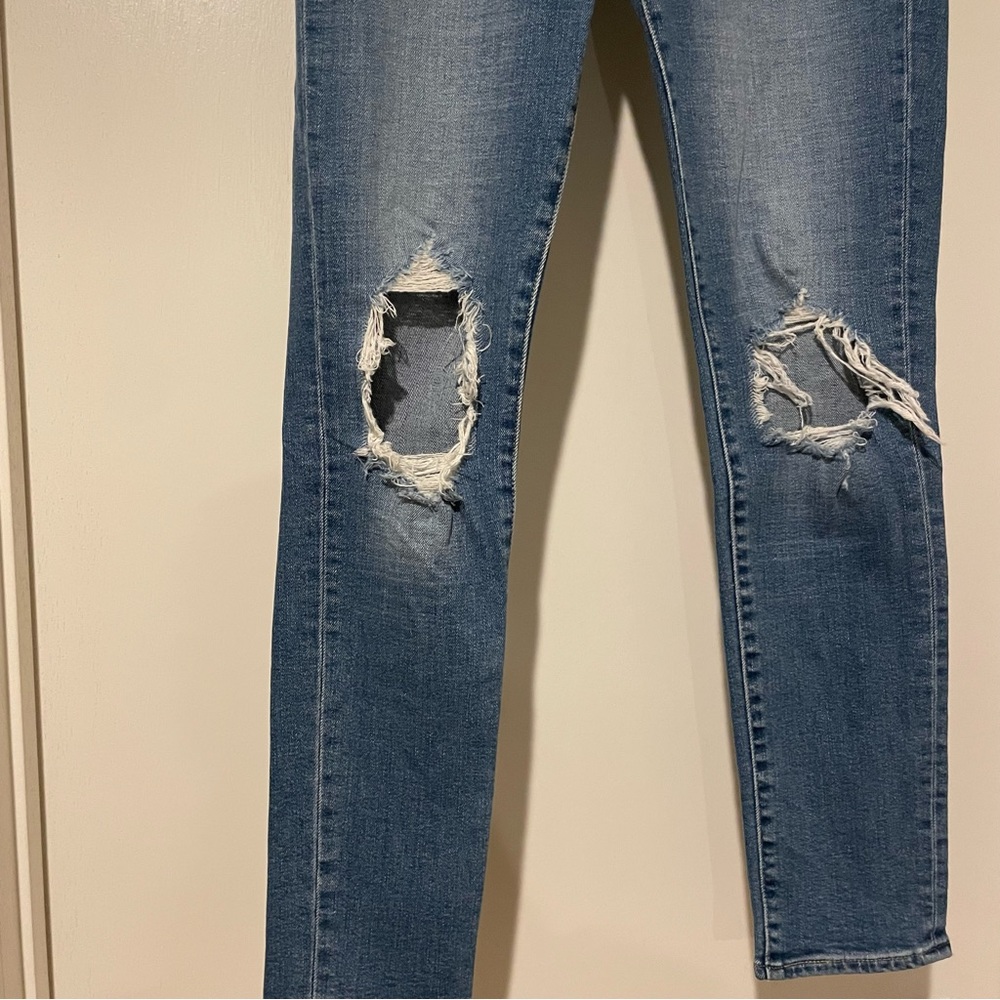 Levi’s 721 High Rise Ripped Jeans - Picture 9 of 15